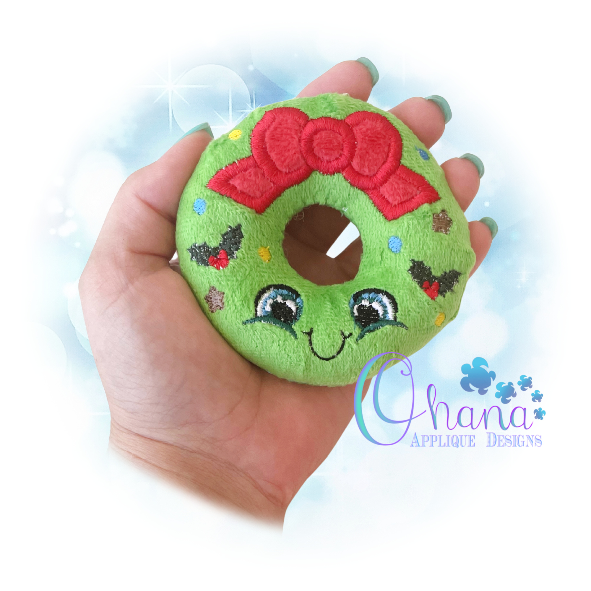 Christmas Wreath Stuffie Embroidery
