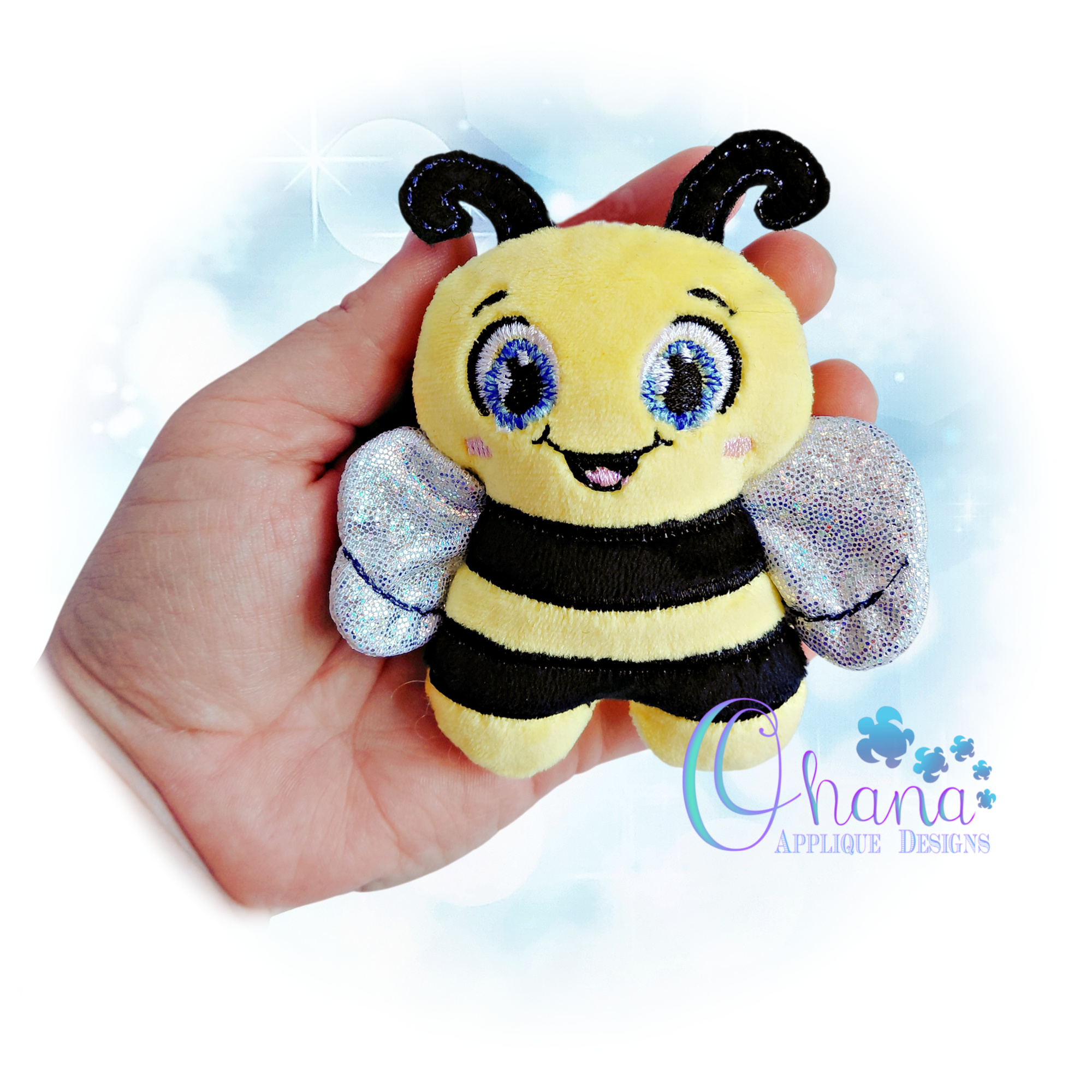 OAD 2601 Huggable Bee Stuffie 2000 HK Huggable Bee Stuffie Embroidery